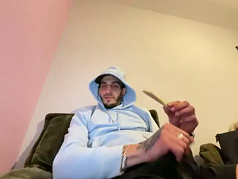 Rebeu313 online show from 6, 3, 2026