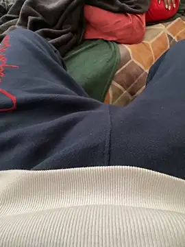 Snapshot of hamed-697 chatting on 15, 2, 2025 hamed-697 online show from 15, 2, 2025