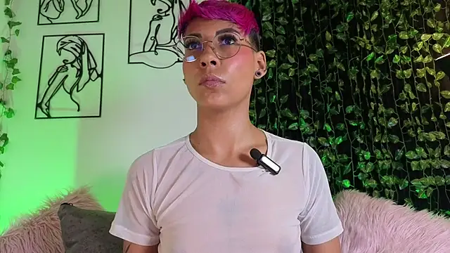 Snapshot of MiaMorgan_ chatting on 29, 10, 2025 MiaMorgan online show from 29, 10, 2025