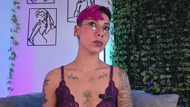 MiaMorgan  online show from 12, 2, 2026