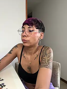 MiaMorgan  online show from 2, 6, 2026