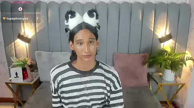 skyyfoxpraga online show from 12, 1, 2025