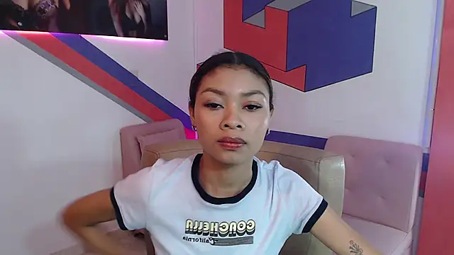 Perla prg online show from 4, 1, 2025