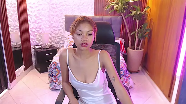 Perla prg online show from 7, 2, 2025