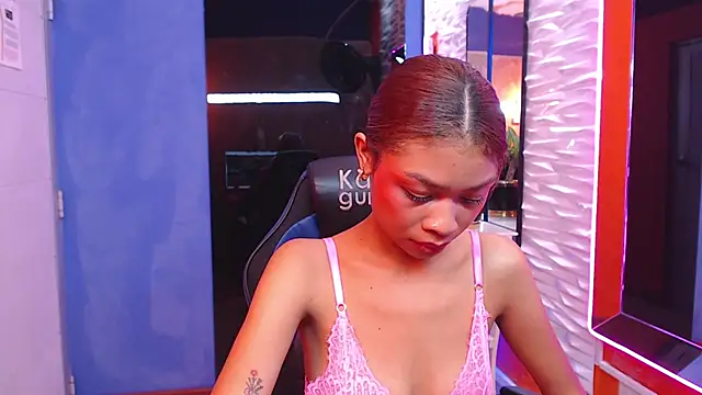 Perla prg online show from 28, 2, 2025