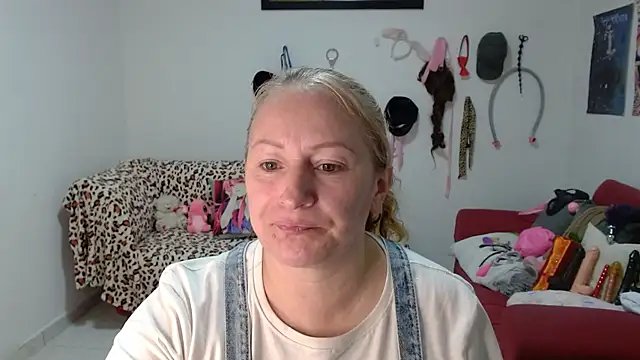 emperabigbootybigass online show from 20, 3, 2026