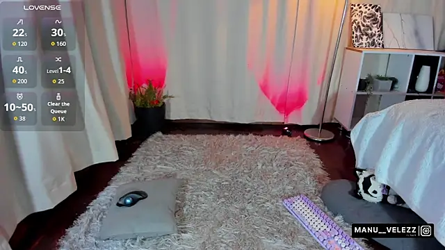 Manu Velez online show from 25, 10, 2025