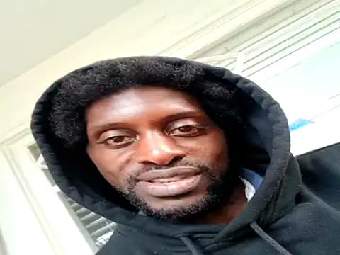 Snapshot of DevinToore chatting on 14, 11, 2025 DevinToore online show from 14, 11, 2025