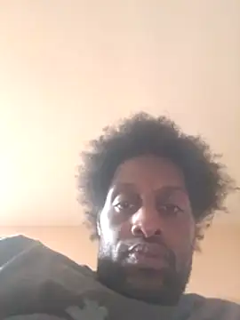 Snapshot of DevinToore chatting on 1, 12, 2025 DevinToore online show from 1, 12, 2025