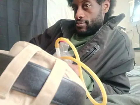 Snapshot of DevinToore chatting on 14, 1, 2026 DevinToore online show from 14, 1, 2026