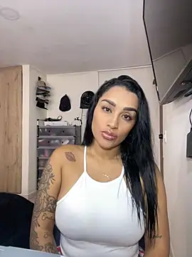KatalinnaBrown online show from 25, 7, 2026