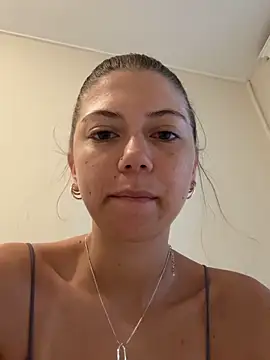 Snapshot of emilycoco chatting on 14, 6, 2026 emilycoco online show from 14, 6, 2026