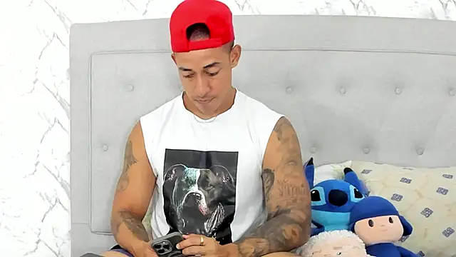 Snapshot of luigiferrara chatting on 16, 2, 2025 luigiferrara online show from 16, 2, 2025