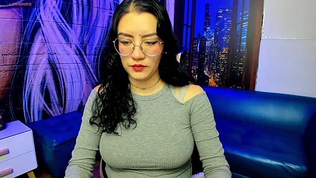 Snapshot of Violetaa_diazz chatting on 28, 12, 2024 Violetaa diazz online show from 28, 12, 2024