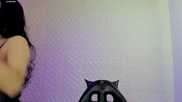 Snapshot of Violetaa_diazz chatting on 18, 10, 2025 Violetaa diazz online show from 18, 10, 2025