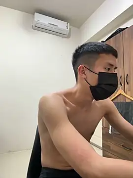 Benson18y online show from 8, 1, 2025