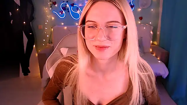 Sweet Richal online show from 17, 2, 2025