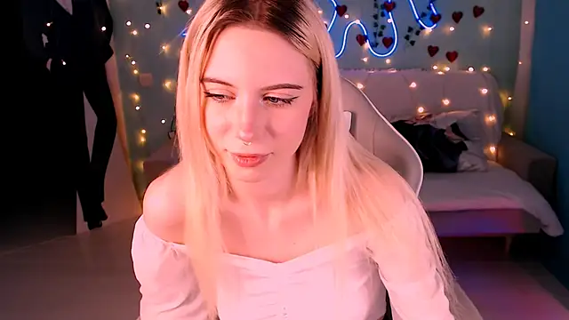 Sweet Richal online show from 14, 3, 2025