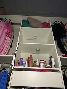 indyazinha online show from 28, 2, 2026