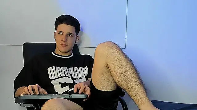 Adan rivas  online show from 20, 2, 2025