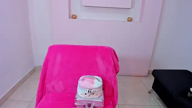 ScarlettWet9 online show from 3, 12, 2024