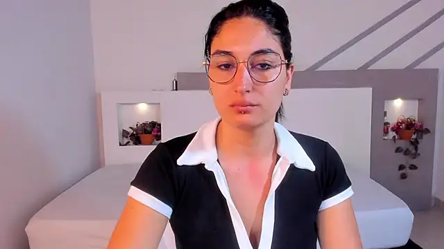 ScarlettWet9 online show from 3, 11, 2025