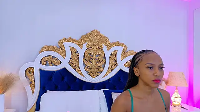 Snapshot of AshleyFerri chatting on 2, 12, 2025 AshleyFerri online show from 2, 12, 2025