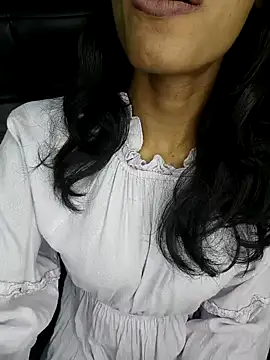 glam goddess online show from 8, 12, 2024