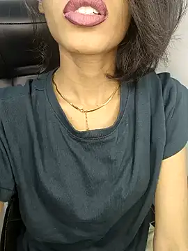 glam goddess online show from 14, 1, 2025