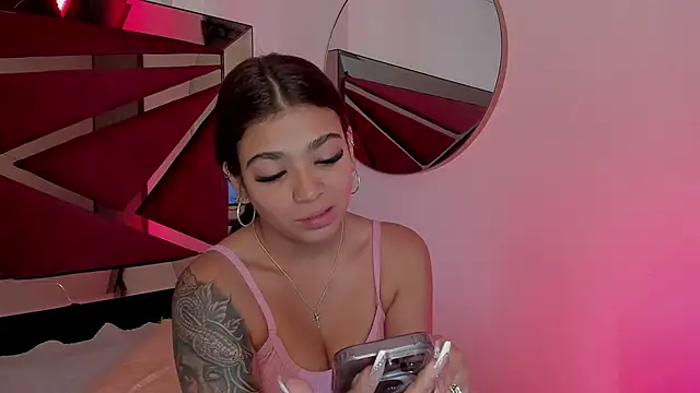 GiaFu online show from 4, 12, 2025