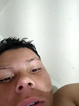 Snapshot of putoso031 chatting on 6, 10, 2025 putoso031 online show from 6, 10, 2025