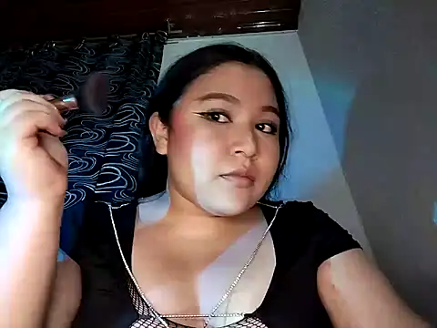 Snapshot of sharyl_24 chatting on 5, 10, 2025 sharyl 24 online show from 5, 10, 2025