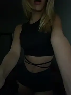 Carolinen online show from 28, 2, 2025