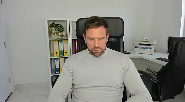 Snapshot of John-E-Dough chatting on 2, 12, 2024 John-E-Dough online show from 2, 12, 2024