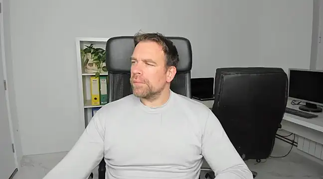 Snapshot of John-E-Dough chatting on 3, 12, 2024 John-E-Dough online show from 3, 12, 2024