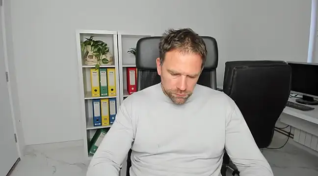 Snapshot of John-E-Dough chatting on 3, 12, 2024 John-E-Dough online show from 3, 12, 2024