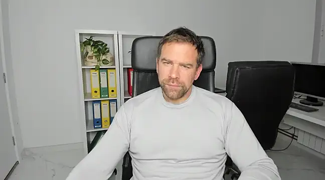 Snapshot of John-E-Dough chatting on 4, 12, 2024 John-E-Dough online show from 4, 12, 2024