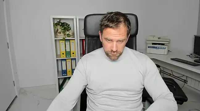 Snapshot of John-E-Dough chatting on 8, 12, 2024 John-E-Dough online show from 8, 12, 2024