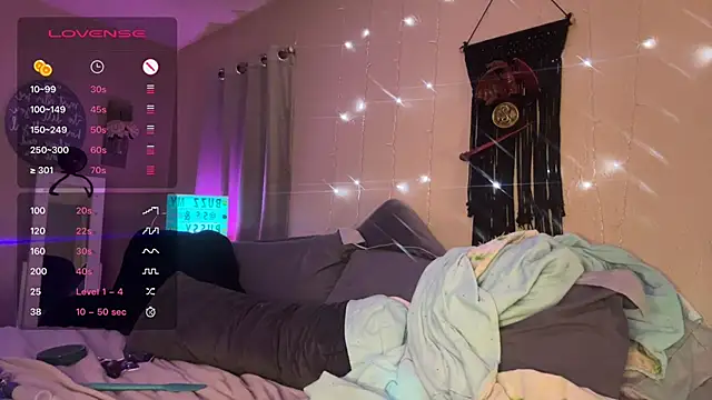 Snapshot of Dani_Dragon69 chatting on 21, 2, 2025 Dani Dragon69 online show from 21, 2, 2025