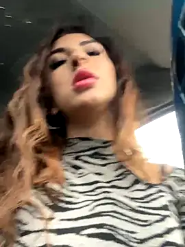 Snapshot of SashaBelle_ chatting on 14, 11, 2025 SashaBelle online show from 14, 11, 2025