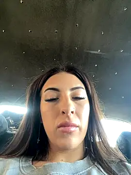 Snapshot of SashaBelle_ chatting on 22, 11, 2025 SashaBelle online show from 22, 11, 2025