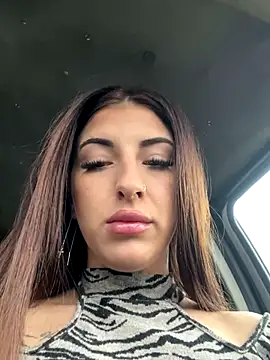 Snapshot of SashaBelle_ chatting on 24, 11, 2025 SashaBelle online show from 24, 11, 2025