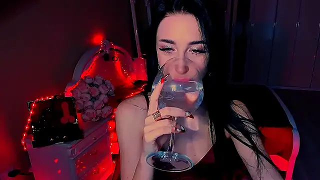 lovely desire online show from 6, 3, 2025