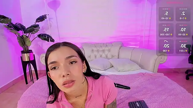 Mollymoon1 online show from 30, 12, 2024