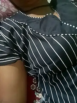 Snapshot of apkibhabhi2024 chatting on 18, 10, 2025 apkibhabhi2024 online show from 18, 10, 2025