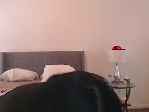 Snapshot of AlyssiaAmoreXO chatting on 1, 2, 2025 AlyssiaAmoreXO online show from 1, 2, 2025