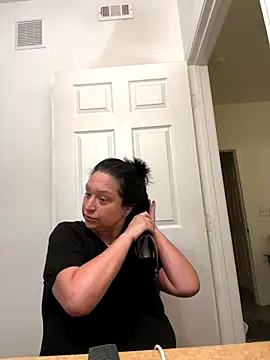 Snapshot of AlyssiaAmoreXO chatting on 7, 10, 2025 AlyssiaAmoreXO online show from 7, 10, 2025