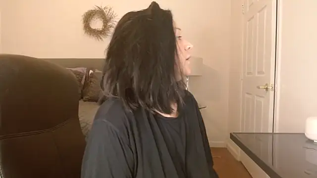 Snapshot of AlyssiaAmoreXO chatting on 14, 10, 2025 AlyssiaAmoreXO online show from 14, 10, 2025
