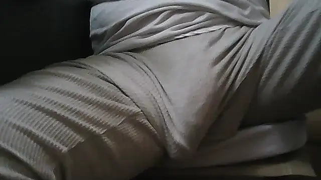 Snapshot of xxxlhung4uxxx chatting on 11, 10, 2025 xxxlhung4uxxx online show from 11, 10, 2025