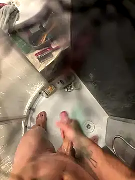 Snapshot of lescro95_ chatting on 9, 11, 2025 lescro95 online show from 9, 11, 2025